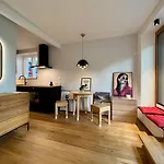 Soullight Appartamento Reval